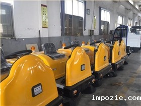 小型电动扫地车哪些垃圾不能清扫