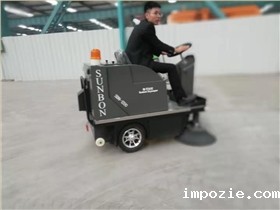 小型扫地车进驻张家港某钢加工有限公司