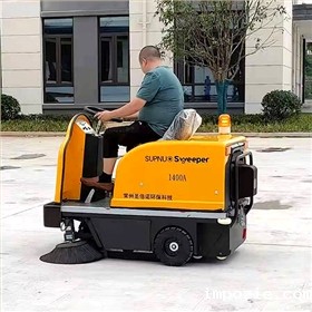 驾驶型电动扫地车 驾驶型电动扫地车