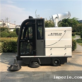扫地车 扫地车