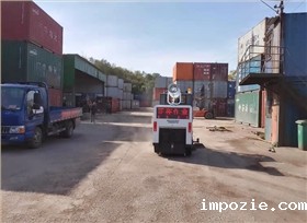 2000AW扫地车进驻镇江集装箱某物流堆场 2000AW扫地车进驻镇江集装箱某物流堆场