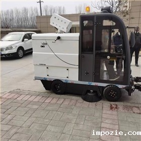 路面清扫车 路面清扫车
