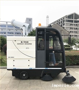 矿区粉尘清扫选择什么样的驾驶式扫地机