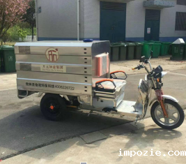 高压清洗车专为水泥路面“除斑”