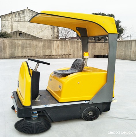 小型扫地车为您解放清洁手工化 小型扫地车为您解放清洁手工化