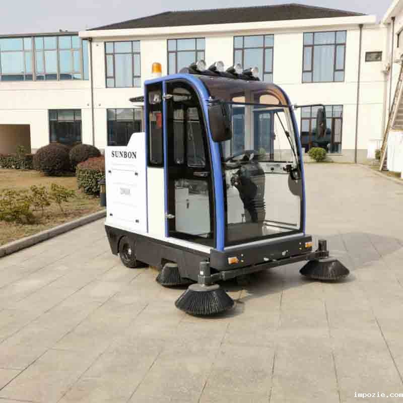 什么样的电动扫地车适合在小区工作