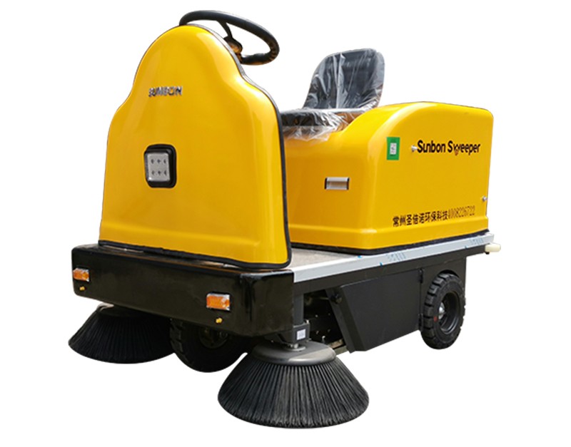 小型电动驾驶扫地车 小型电动驾驶扫地车